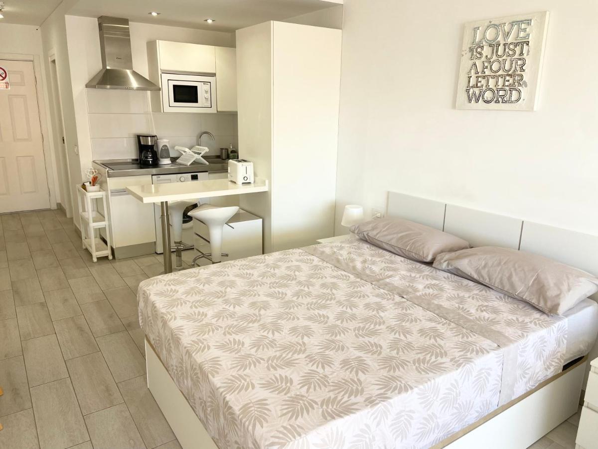 Top Floor, Panoramic Studio, Heated Pool Los Cristianos  Exteriör bild
